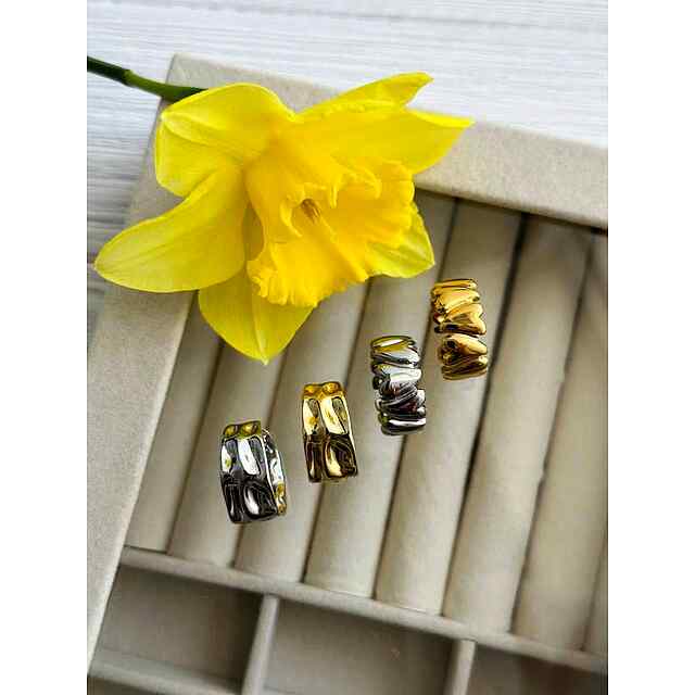 Кільце жіноче регульоване, мінімалізм, переливи, акція 20% inst - 1 фото товару