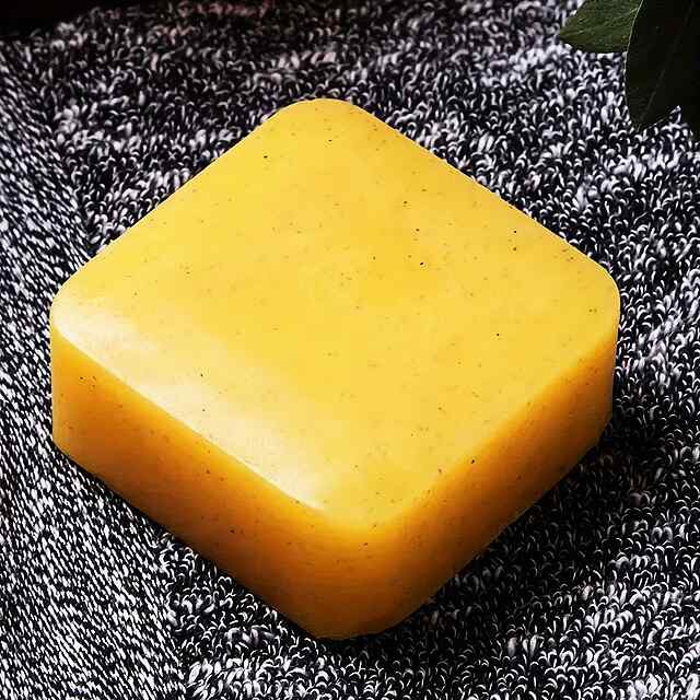 Куркума-мило 100г: борода, обличчя, тіло - глибоке очищення та зволоження - 3 фото товару