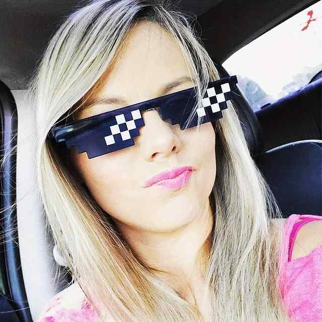 Піксельні окуляри Thug Life - Жовті (8-bit стиль) для вечірок і фотосесій! DEAL WITH IT???? - 2 фото товару