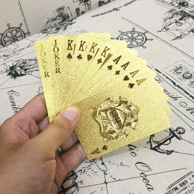 Уцінені розкішні гральні карти Black Gold Magic Dmagic в упаковці (при'мята коробка) - 1 фото товару