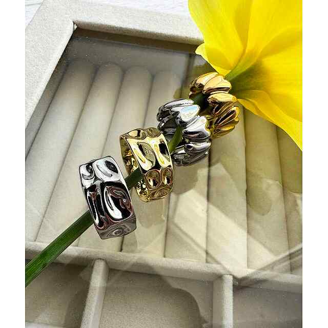 Жіноче кільце із сердечок регульованого розміру - Burgundy Bijouterie - 3 фото товару